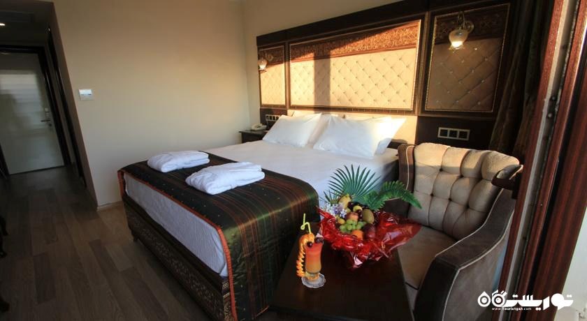 تخت بزرگ سوئیت هتل